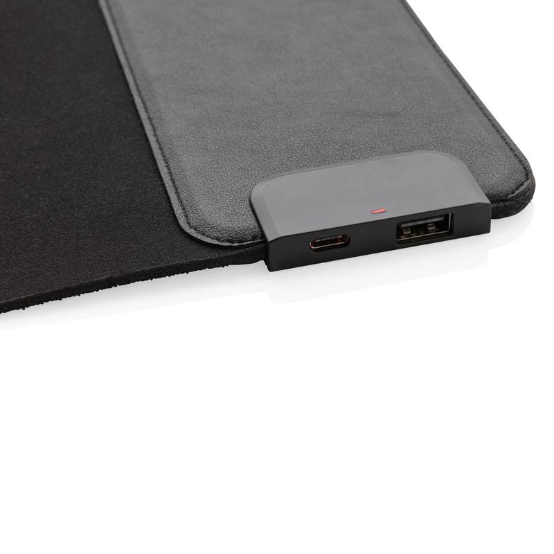 Podložka pod myš s bezdrôtovým nabíjaním 15W, USB porty, čierna Podložka pod myš s bezdrôtovým nabíjaním 15W, USB porty, čierna